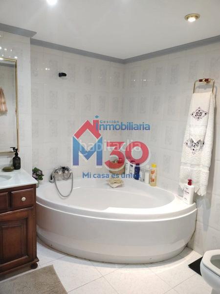 Foto 04db76fc-27bf-407e-a5af-583264c86d8a. Chalet with heating parking in Bayas - Polígono Miranda de Ebro