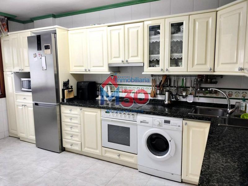 Foto 3ee26e05-7324-45c9-af1d-2bc768c0179b. Chalet with heating parking in Bayas - Polígono Miranda de Ebro