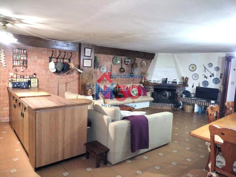 Foto 4a749654-59da-4722-8353-ee6a7c899808. Chalet with heating parking in Bayas - Polígono Miranda de Ebro