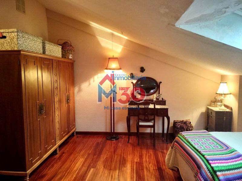 Foto 4bc9780a-8425-40b5-9a28-0acaa1133099. Chalet with heating parking in Bayas - Polígono Miranda de Ebro