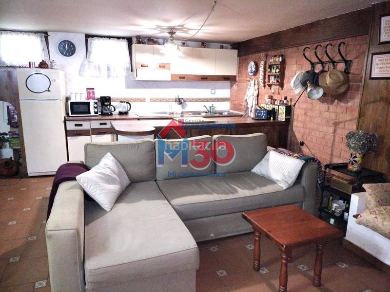 Foto b7ac922b-bbe3-4288-8c0e-44ef36a47ac2. Chalet with heating parking in Bayas - Polígono Miranda de Ebro