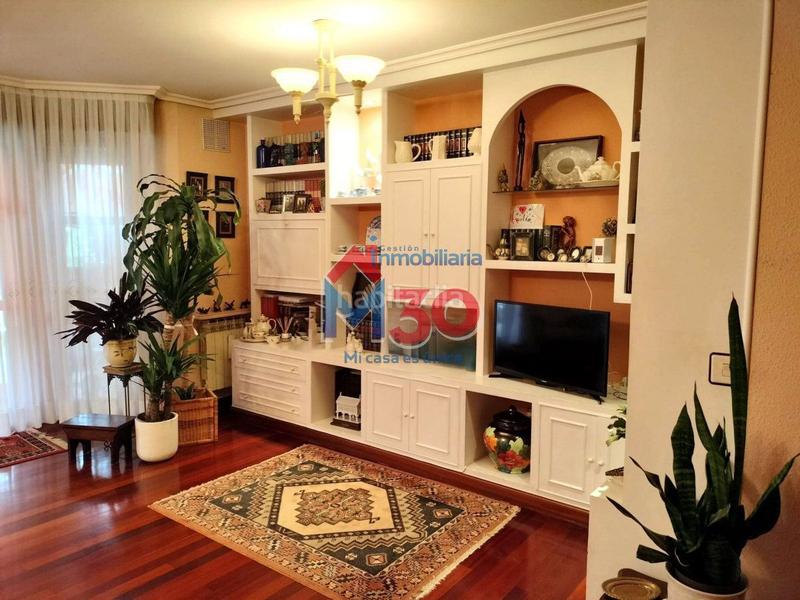 Foto c1f847e2-081a-40bc-a1a4-397847fbaf1e. Chalet with heating parking in Bayas - Polígono Miranda de Ebro