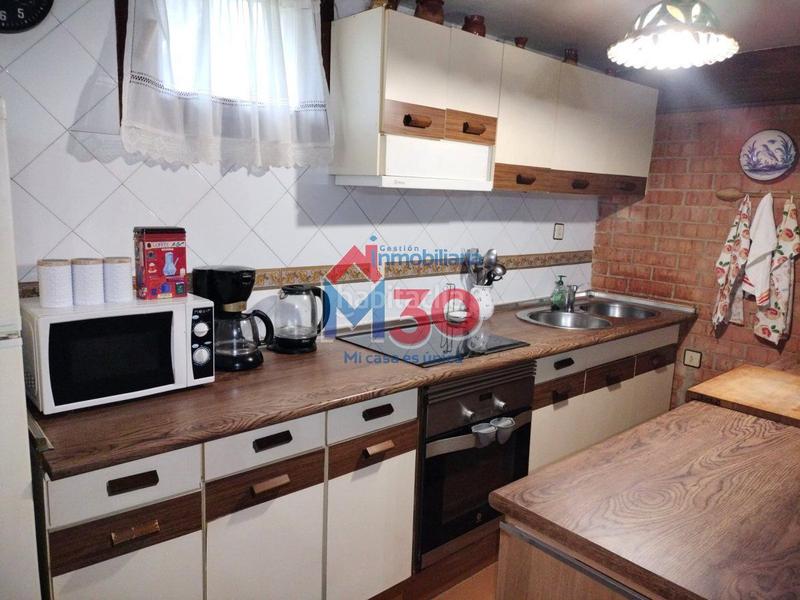 Foto d537a100-e9bc-4cf9-a25a-486681951365. Chalet with heating parking in Bayas - Polígono Miranda de Ebro