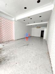 Local commercial à Centro. Local com. en venta en centro, 1 despacho.