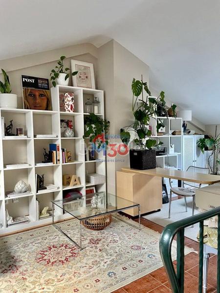 Foto 1f6eb938-7166-44ec-9d71-4f58f312a0f3. Chalet avec chauffage parking dans Bayas - Polígono Miranda de Ebro