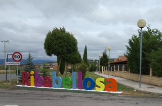 Reihenhaus in Ribera Baja / Erriberabeitia. Adosado en venta en rivabellosa.