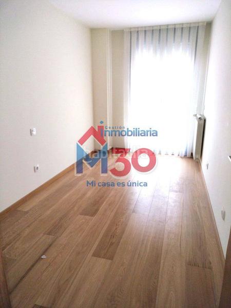 Foto 0132cd9d-0e05-4de8-b750-bbd1cbd3c08e. Pis amb calefacció aparcament a Centro Miranda de Ebro