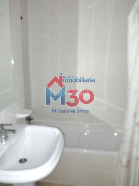 Foto 85a09e95-19d5-4346-b323-77cf39f0a8a6. Pis amb calefacció aparcament a Centro Miranda de Ebro