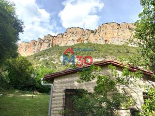 Casa a Lantarón. Casa en venta en lantaron  sobrón, 4 dormitorios.