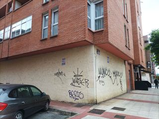 Lloguer Local Comercial a Anduva - Miranda Sur. Local com. en alquiler en la charca.