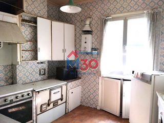 Pis a La Charca. Piso en venta en centro, 5 dormitorios.