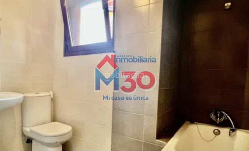 Foto 657ed21c-c8ac-40ec-9fb3-dfd52d66e606. Casa adossada amb calefacció aparcament piscina a Miranda de Ebro