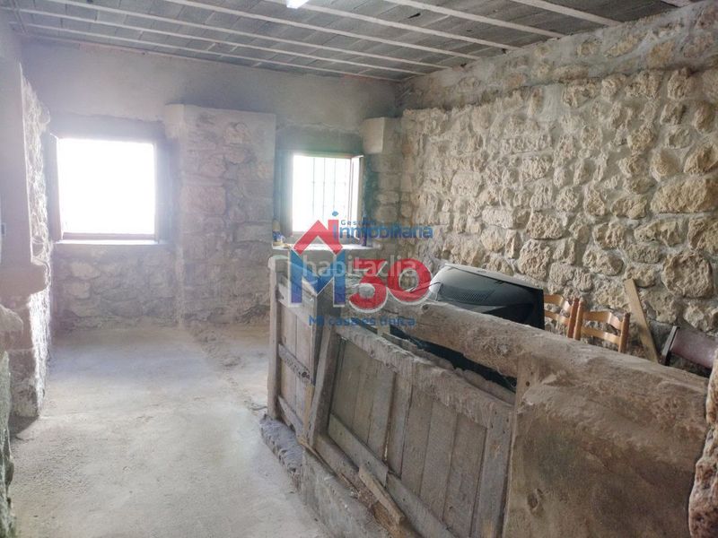 Foto 120e512b-92d2-445b-a789-1923c059f0ca. Casa amb calefacció a Foncea