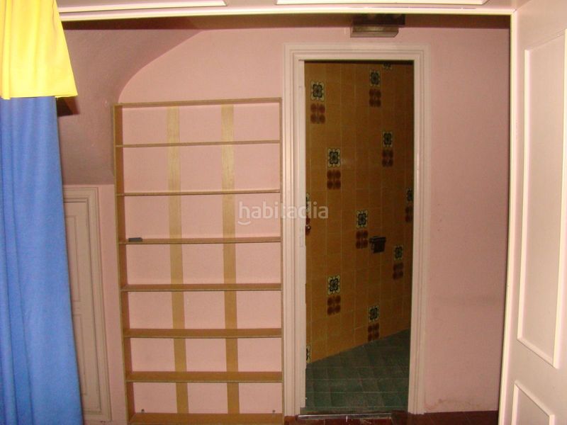 Foto 557f94c1-2b6e-492c-988d-bbd23e26b894. Local comercial a Centro Miranda de Ebro