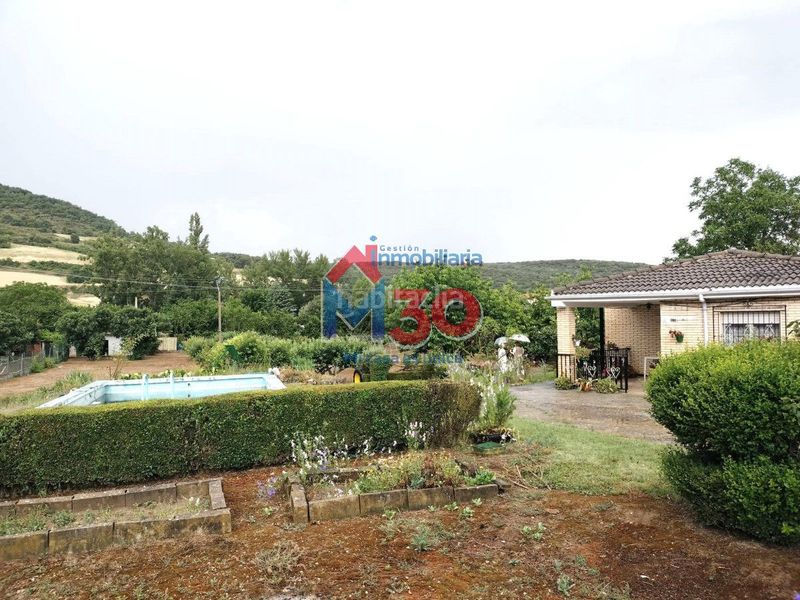 Foto e593d611-7fcc-4bd3-b453-1449090d44f5. Casa amb aparcament piscina a Pancorbo