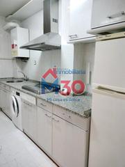 Appartement à Tirgo. Apartamento en venta en tirgo, 2 dormitorios.