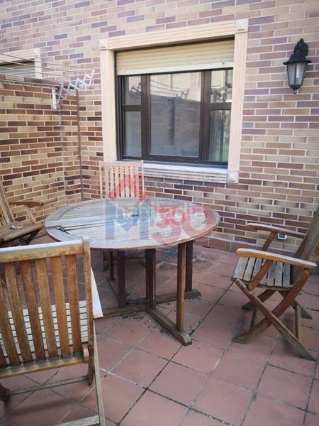 Foto 4324e85c-9220-4f0b-ae9c-f1f513b63a2e. Casa adossada amb aparcament piscina a Crucero - Aquende Miranda de Ebro