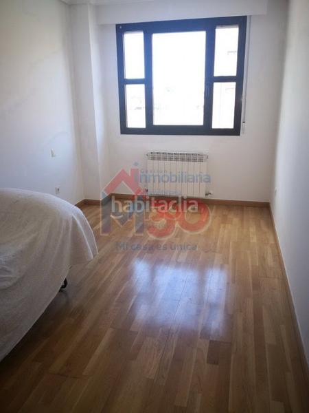 Foto 9d1376aa-7380-41a3-9a38-c2a5b988feb1. Casa adossada amb aparcament piscina a Crucero - Aquende Miranda de Ebro