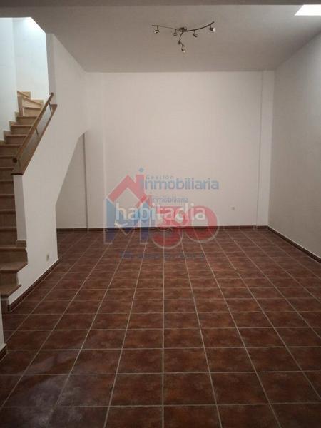 Foto a39d4dcf-4730-4dc3-8f14-680b92f3d799. Casa adossada amb aparcament piscina a Crucero - Aquende Miranda de Ebro