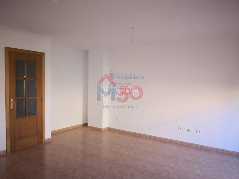 Foto b8932c1f-11ed-4513-b1de-8930e4a2a46c. Casa adossada amb aparcament piscina a Crucero - Aquende Miranda de Ebro