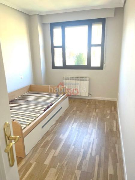 Foto c6e832b6-c3c1-4944-b6ca-9bea6c7a03c4. Casa adossada amb aparcament piscina a Crucero - Aquende Miranda de Ebro