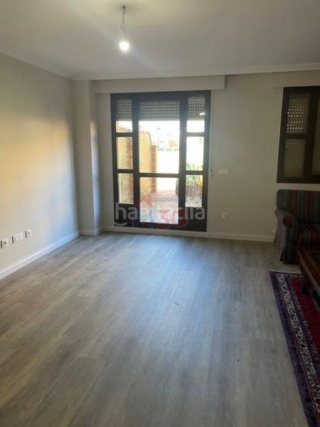 Foto d23d73b0-0fe6-45e2-ae37-919335e864ea. Casa adossada amb aparcament piscina a Crucero - Aquende Miranda de Ebro