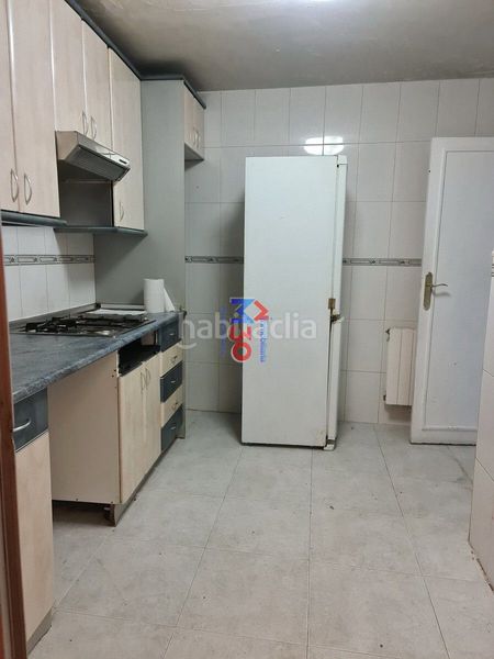 Foto d65e84e4-5f8d-4143-a96a-62b9841c11a8. Casa amb calefacció a Bayas - Polígono Miranda de Ebro