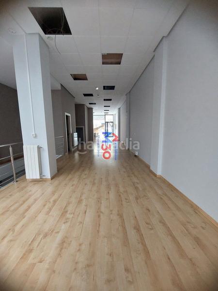 Foto ae679fe4-d55a-4dbd-91e4-9e422a8ce035. Lloguer local comercial a Santa Teresa - San Pedro Cardeña Burgos
