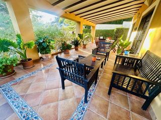 Casa  Partida covet roget. Precioso chalet en finestrat listo para entrar a vivir