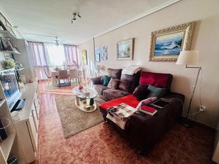 Apartamento  Doctor server. Junto a la playa de poniente de benidorm !!!