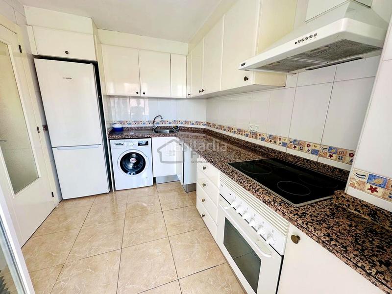 Foto 82db37f2-0f0c-48b2-809f-a6f3606ad20e. Apartament amb piscina a Mirador de la Cala-Benimar Vila Joiosa (la)