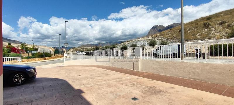 Foto 839faa17-8dd3-45e2-ae70-b44fe09b545a. Local comercial a balcón de Finestrat-terra marina Finestrat