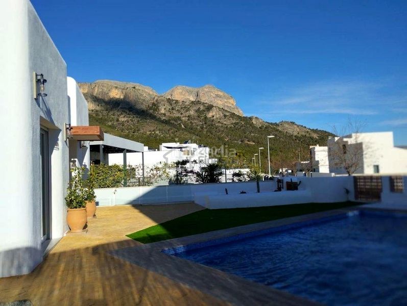 Foto 1bb38e6b-8146-414d-9229-6a28cd19b4e9. Casa amb piscina a La Alberca Polop