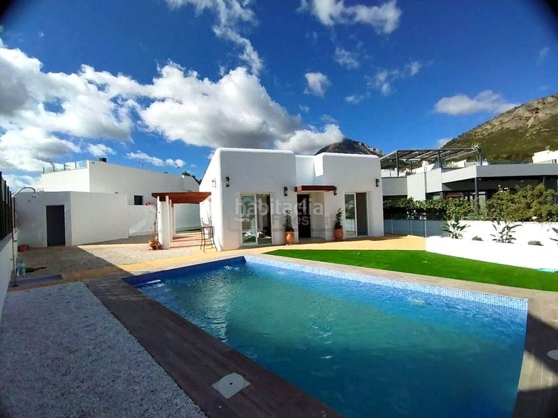 Foto 8ea80d04-cafe-4b5f-8be8-79ed38819001. Casa amb piscina a La Alberca Polop