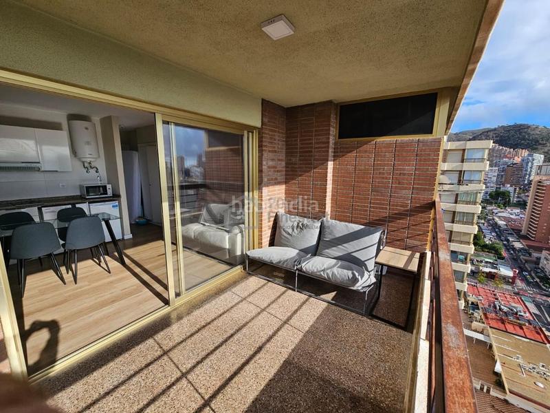 Foto aca42e74-5156-4519-bff0-4b77d3ef1559. Estudio  con vistas al mar levante en Rincón Bajo Benidorm