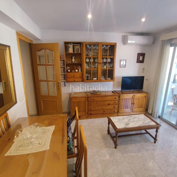 Foto 232f87ee-41b0-4cad-9c6e-4a4caa408159. Piccolo appartamento con piscina in Playa Poniente Benidorm