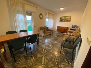 Etagenwohnung  De sagi barba. Amplio piso de 3 dormitorios en el centro de polop