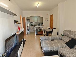 Pis  Carrer del tossal. Piso de 2 dormitorios en xirles
