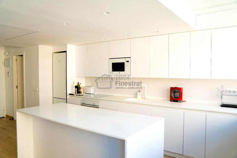 Foto 61b1a3a8-1fdc-49a2-a2e8-e33e949eb633. Alquiler piso impresionante apartamento duplex en el rincon de loix en Benidorm