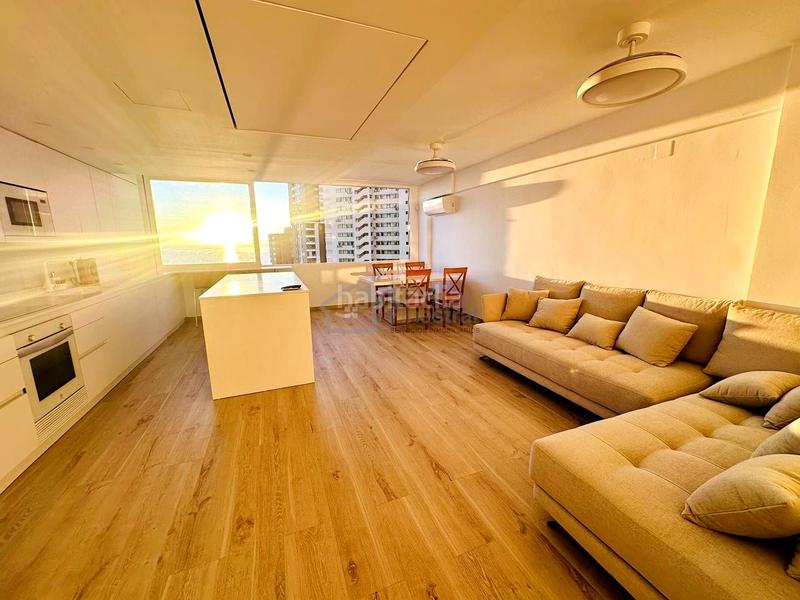 Foto 6e140358-d34a-4250-9ac3-c237932e9f65. Alquiler piso impresionante apartamento duplex en el rincon de loix en Benidorm