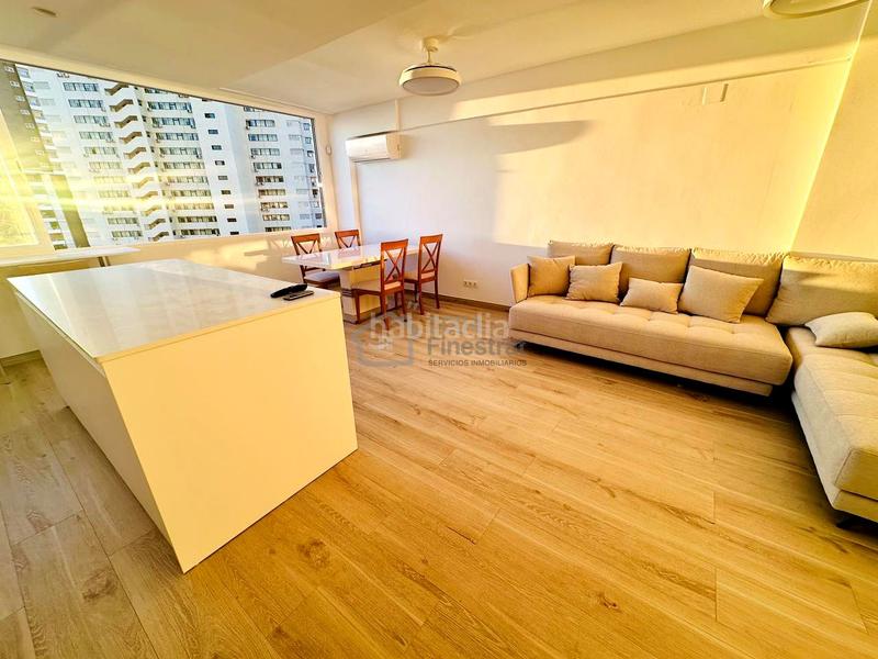 Foto 9bed4652-ba77-4166-9bbb-9c30f3951b94. Alquiler piso impresionante apartamento duplex en el rincon de loix en Benidorm