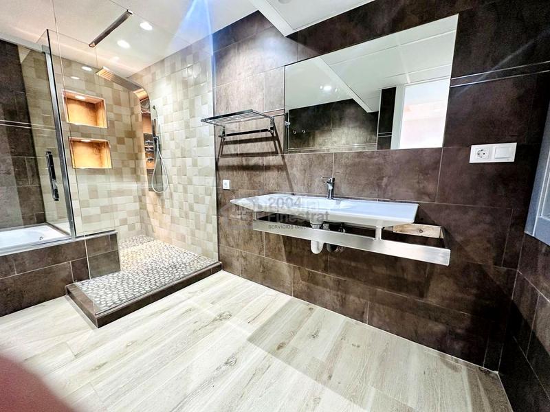 Foto c41c0f0c-7fba-4116-847e-e3a31e0176cc. Alquiler piso impresionante apartamento duplex en el rincon de loix en Benidorm