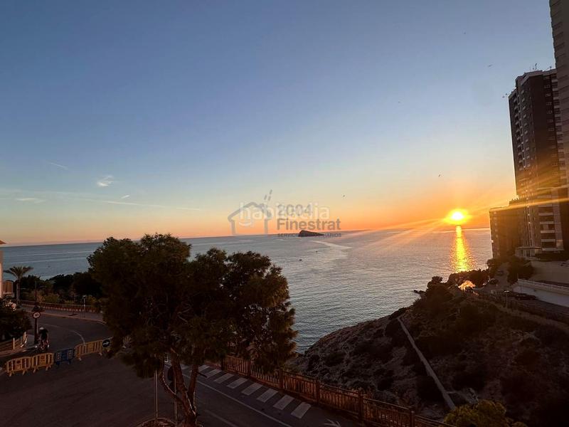 Foto f2d0bdb3-b89f-4cf0-a864-c709d919b2ea. Alquiler piso impresionante apartamento duplex en el rincon de loix en Benidorm