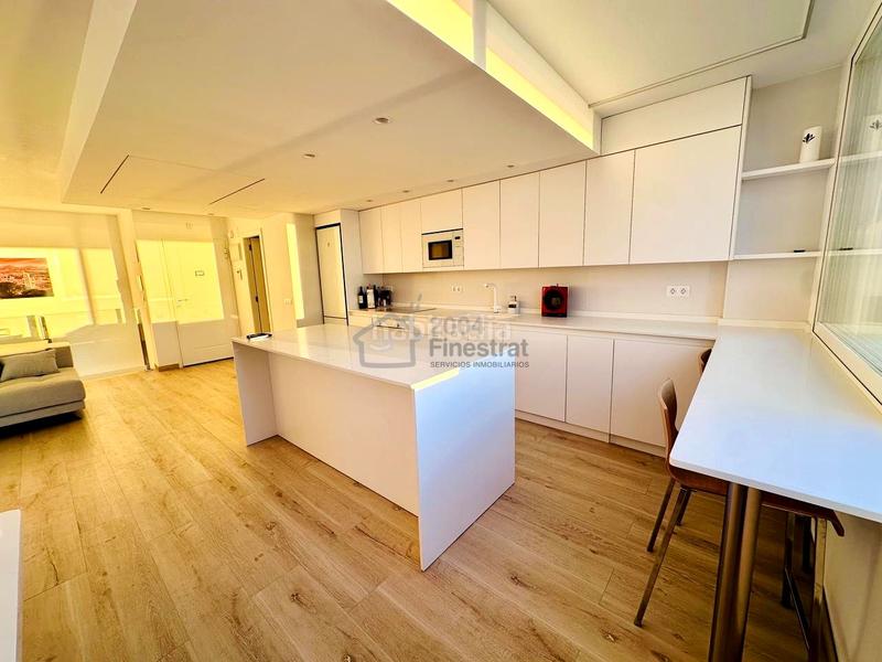 Foto ff1d9339-7674-4f16-b52b-de41a02b1abf. Alquiler piso impresionante apartamento duplex en el rincon de loix en Benidorm