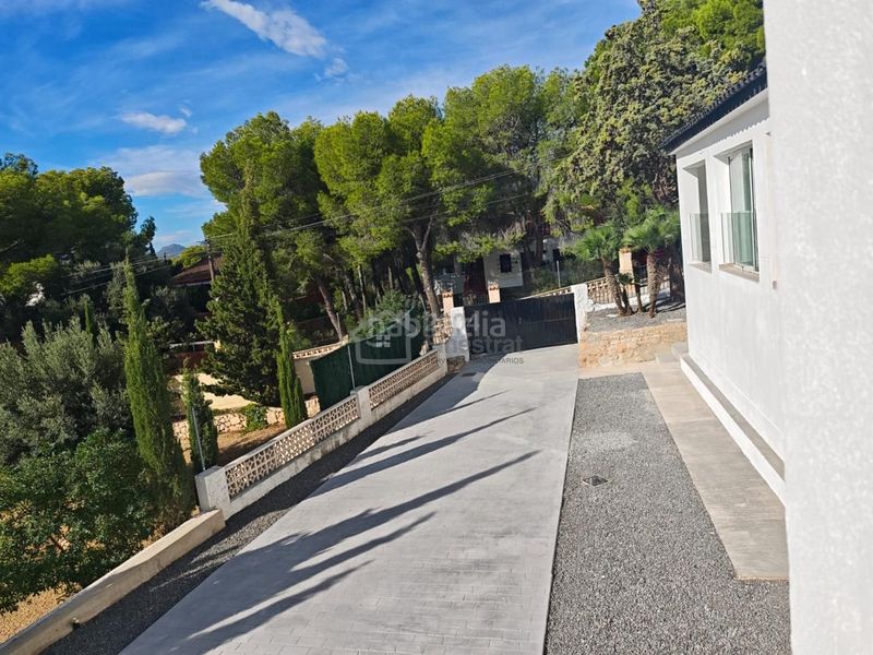 Foto c17a77ad-96dc-4c99-b711-69259402c5ce. Casa amb aparcament piscina a Altea la vella Altea
