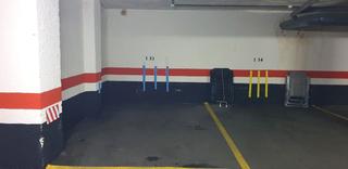 Lloguer Aparcament cotxe  Carrer xaloc. Plaza de garaje cubierta en ed. benimar