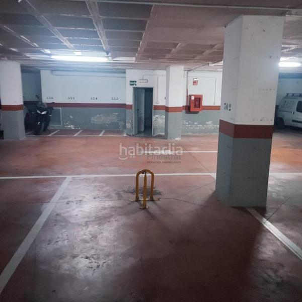 Foto 99db40f2-7487-410e-938a-50a5c85787f6. Autoparkplatz in Mirador de la Cala-Benimar Vila Joiosa (la)