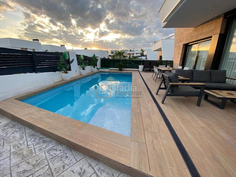 Foto 83c1c0e7-18ab-43f0-95df-fde627a5328c. Haus mit pool in balcón de Finestrat-terra marina Finestrat