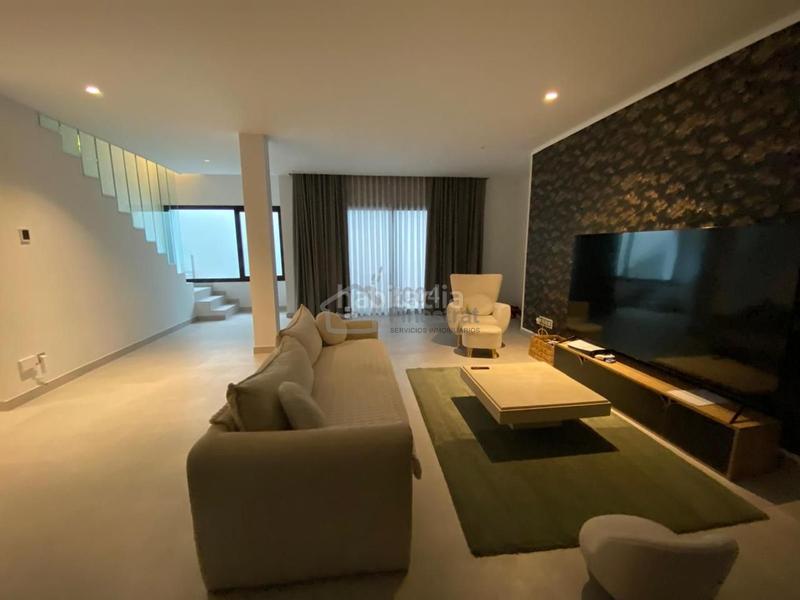 Foto 6c0c1d43-cf8a-4c10-96cd-ec51d4d6f28b. Maison avec piscine dans balcón de Finestrat-terra marina Finestrat