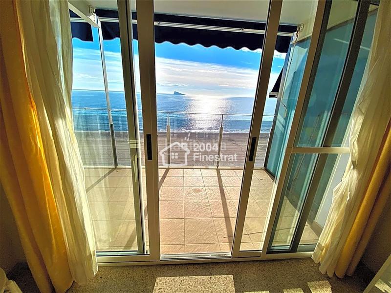 Foto 1e444c89-5d1d-4601-ace5-00e66740a9a1. Alquiler apartamento primera linea en la playa de poniente en Benidorm